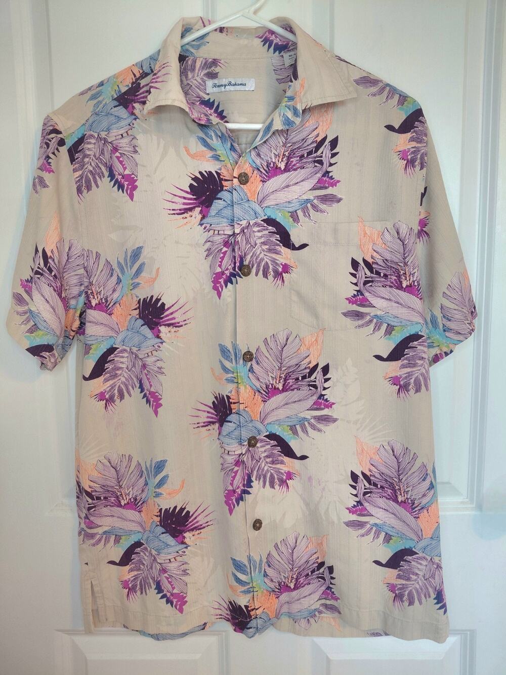 Tommy Bahama IslandZone Silk Blend Hawaiian Floral Button Down Camp Shirt Medium